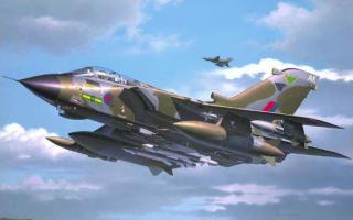 Revell Tornado GR. 1 RAF Model Set 1:72 64619
