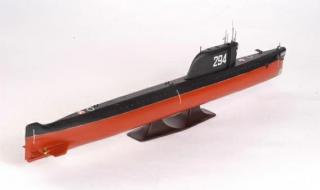 Zvezda K-19 Soviet Nuclear Submarine Hotel 1:350 9025