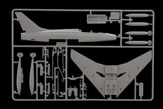 Italeri F-100F Super Sabre 1:72 1398