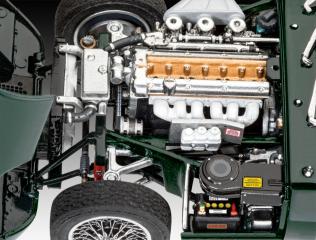 Revell Jaguar E-Type Roadster 1:24 07687